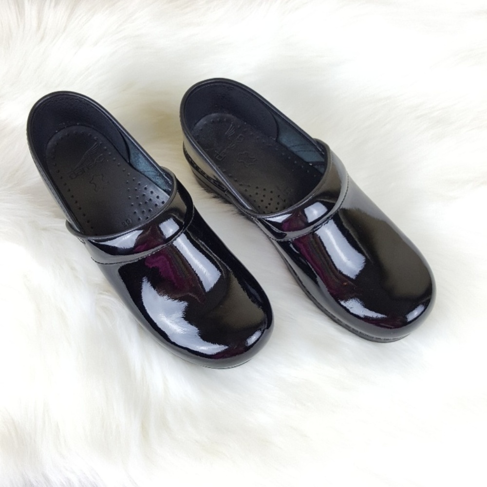 Dansko Professional Black Patent Clogs, 9/39